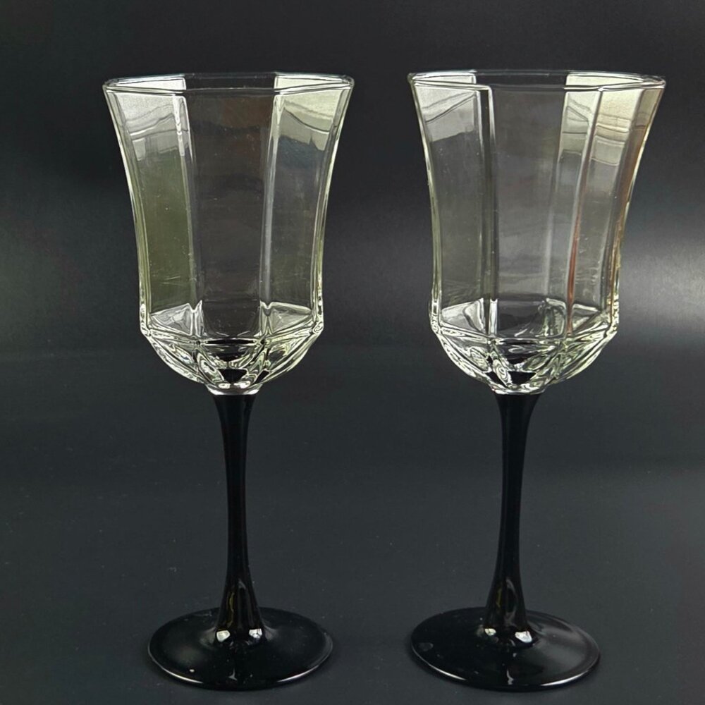 Vintage Water/Wine Goblet – Octime Black by Arcoroc – Set of 2